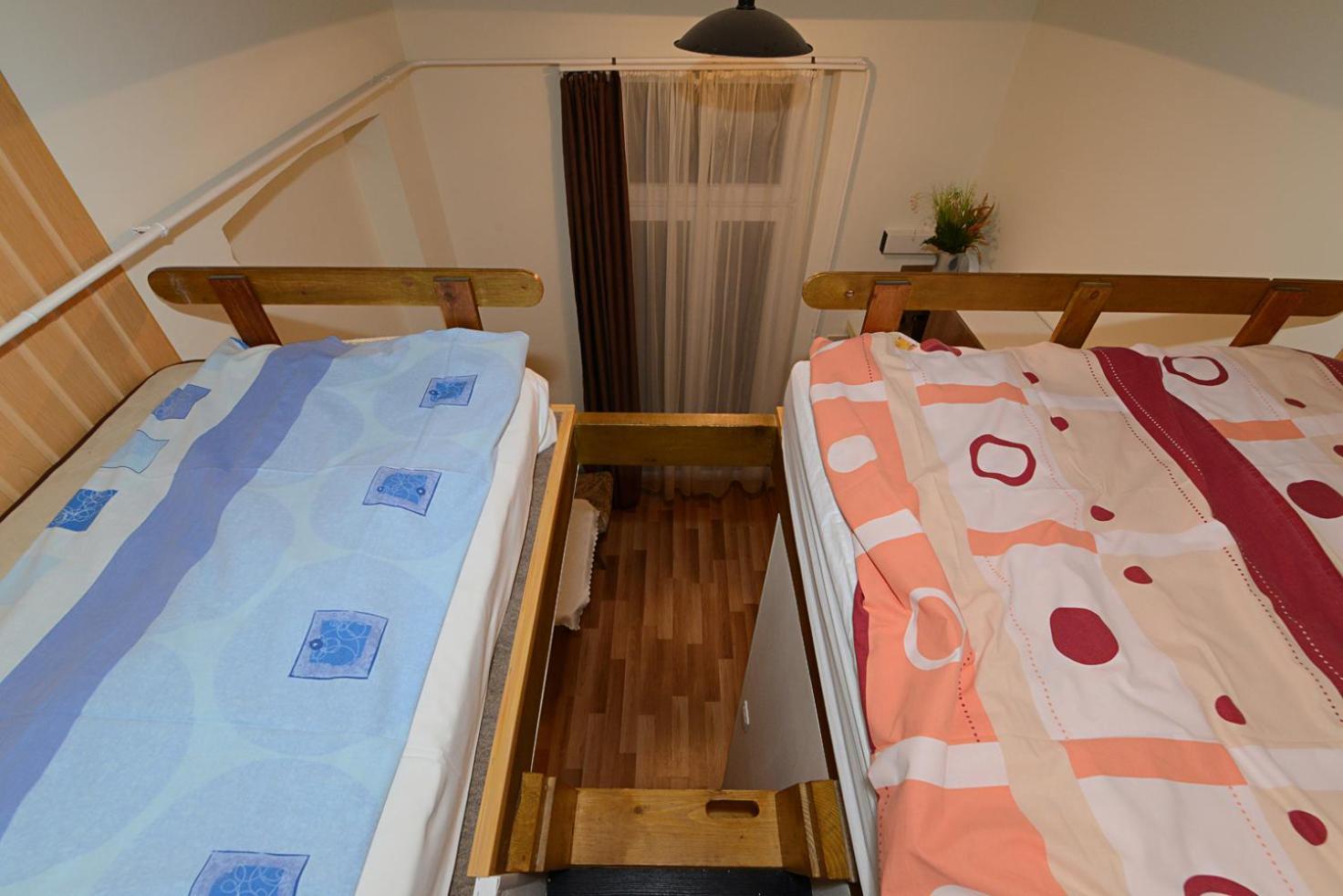 Centrum Apartman Печ Екстериор снимка