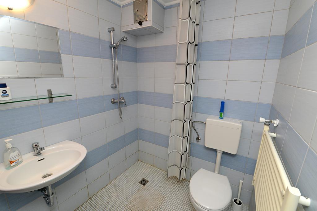 Centrum Apartman Печ Екстериор снимка