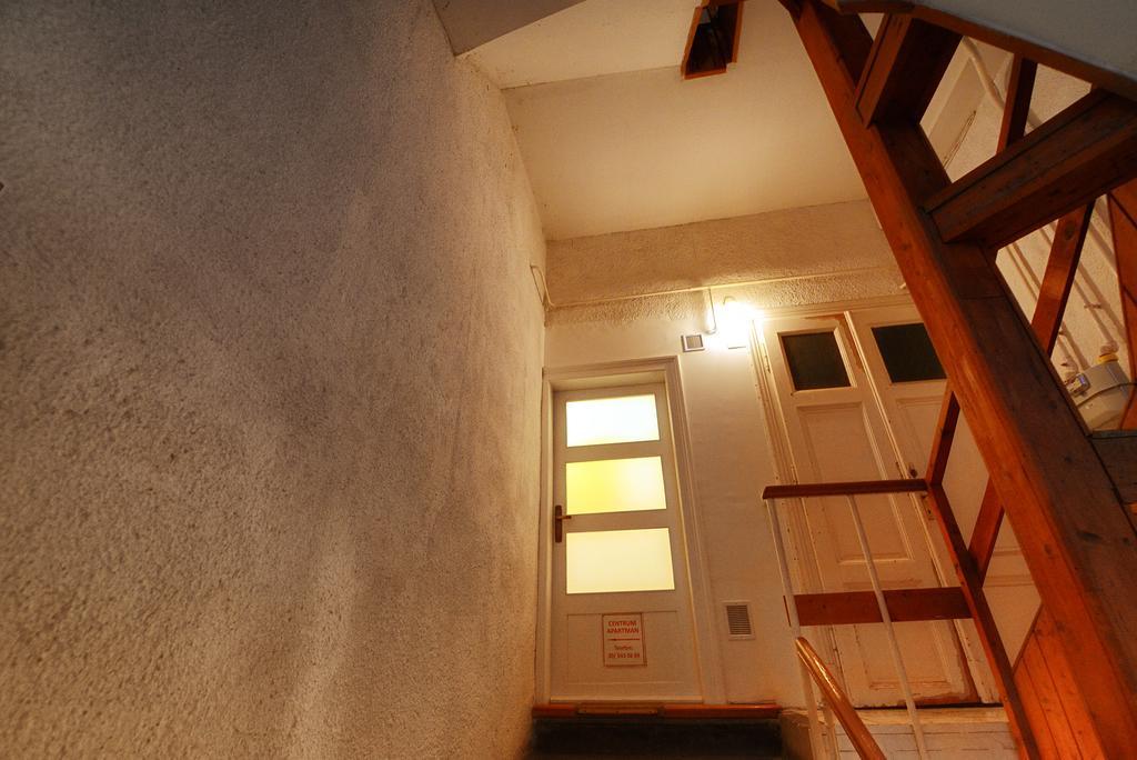 Centrum Apartman Печ Екстериор снимка
