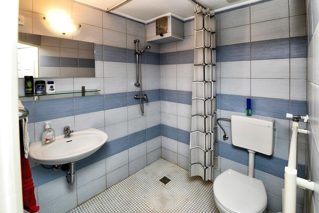 Centrum Apartman Печ Екстериор снимка