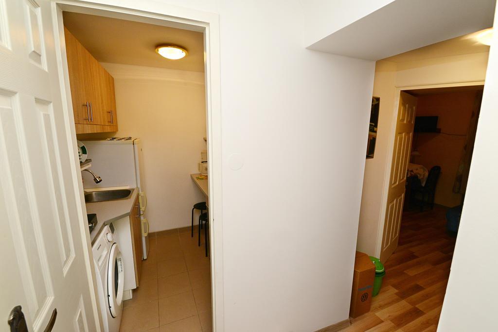 Centrum Apartman Печ Екстериор снимка