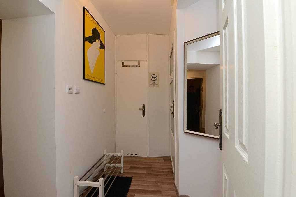 Centrum Apartman Печ Екстериор снимка